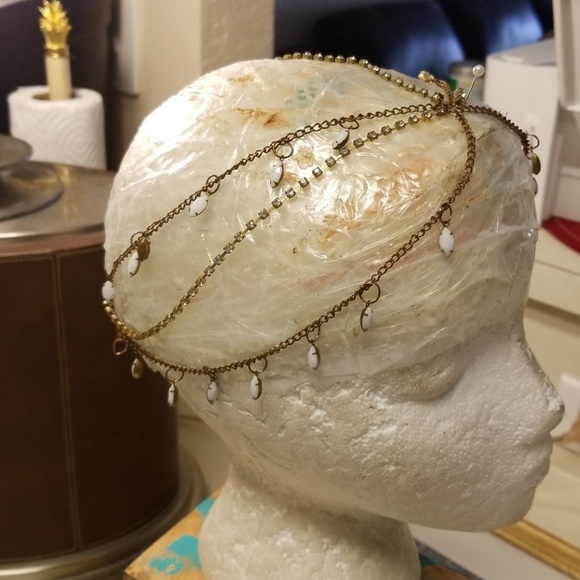 Jeweled Head dress adjustable - Picture 3 of 7